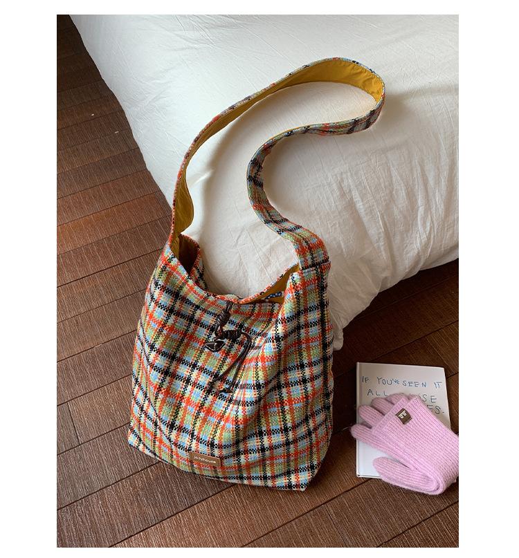 Vintage Plaid Double-Sided Shoulder Bags for Women Large Capacity Ladies Crossbody Bag Carto Embroidery Girls Casual Tote червоний
Vintage Plaid Double-Sided Shoulder Bags for Women Large Capacity Ladies Crossbody Bag Carto Embroidery Girls Casual Tote червоний
