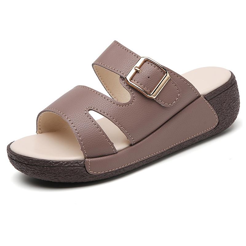Women Thick-sole Slide Sandals Outdoor Seaside Beach Holiday Slippers Comfortable Antiskide Slope Heel Sandals Summer Cool Shoes 41 коричневий
Women Thick-sole Slide Sandals Outdoor Seaside Beach Holiday Slippers Comfortable Antiskide Slope Heel Sandals Summer Cool Shoes 41 коричневий