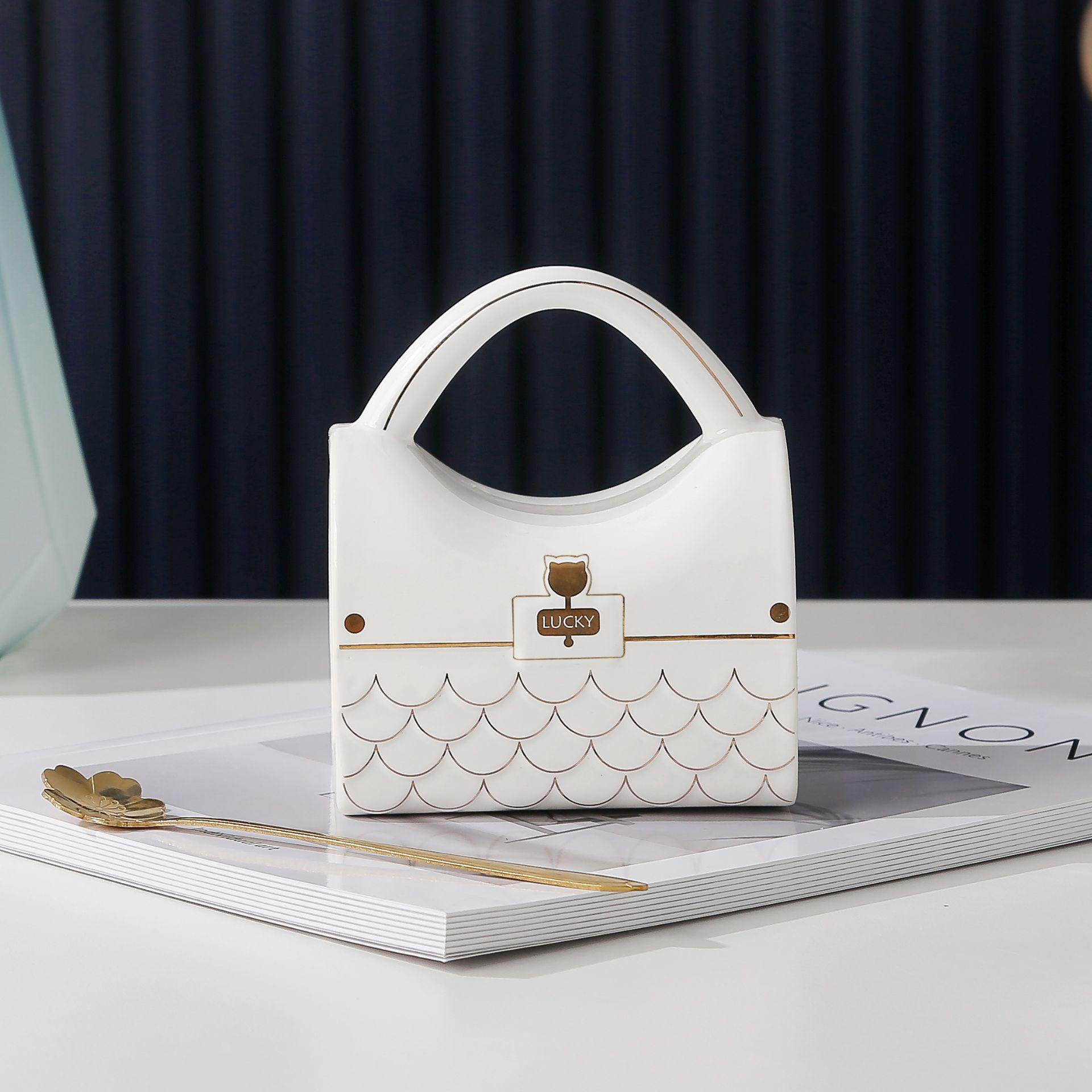 Кружка в стиле сумки для офиса и дома, кофейная чашка, чашка для послеобеденного чая, европейский стиль, элитная роскошь, изысканный британский стиль, стеклянные кружки, соломенные 301-400ml
Кружка в стиле сумки для офиса и дома, кофейная чашка, чашка для послеобеденного чая, европейский стиль, элитная роскошь, изысканный британский стиль, стеклянные кружки, соломенные 301-400ml