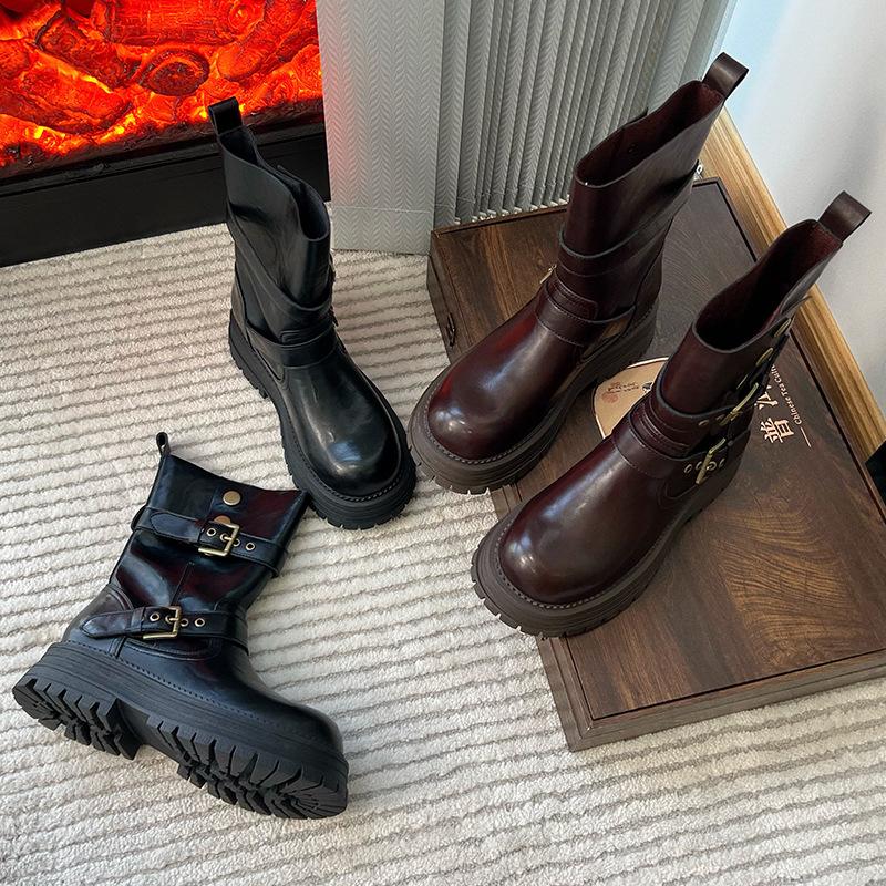 British Martin boots women s 2025 autumn and winter new thick-soled medium tube thin boots women s retro versatile locomotive boots children 35
British Martin boots women s 2025 autumn and winter new thick-soled medium tube thin boots women s retro versatile locomotive boots children 35