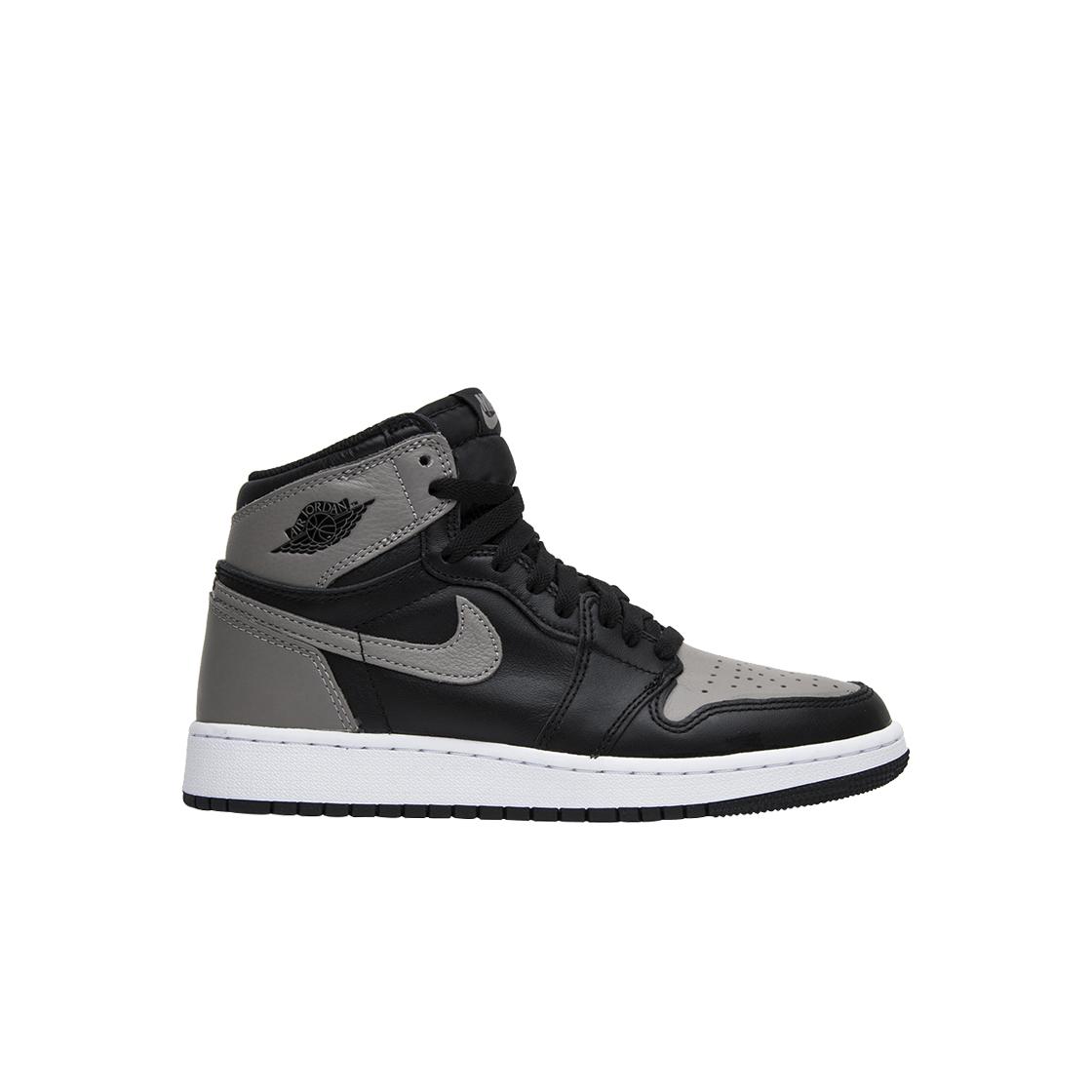 (gs) Jordan 1 Retro High Og Shadow 2018 240(5.5Y)
(gs) Jordan 1 Retro High Og Shadow 2018 240(5.5Y)