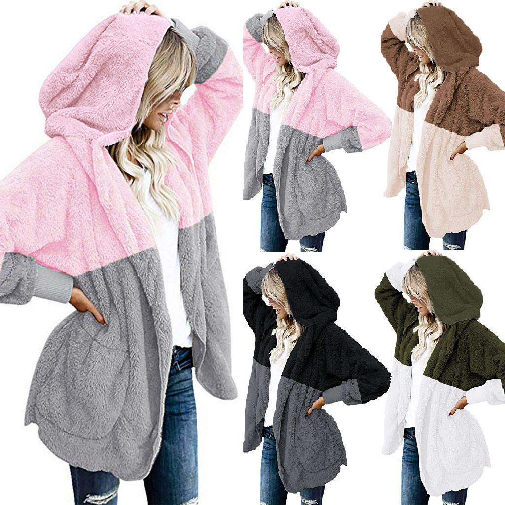 Женский кардиган оверсайз с открытым передним капюшоном и драпированными карманами
Женский кардиган оверсайз с открытым передним капюшоном и драпированными карманами