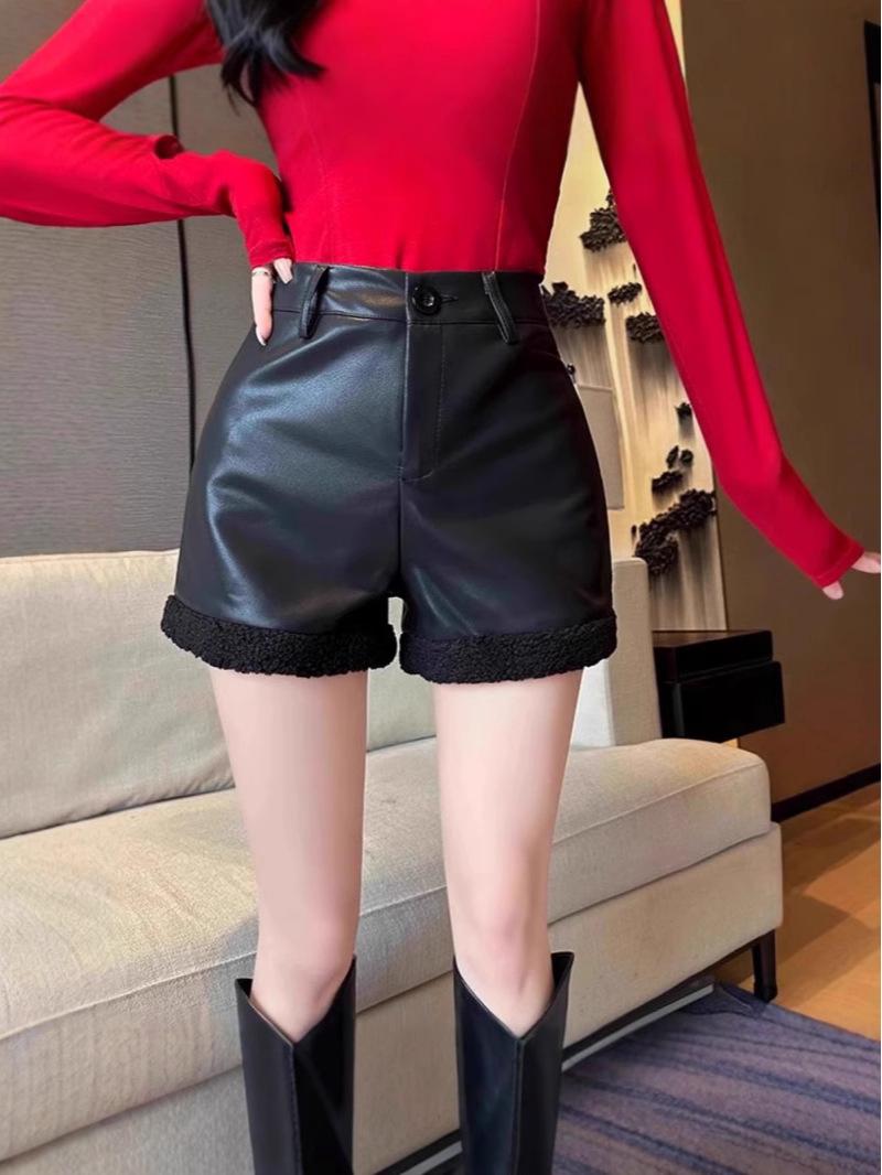 2024 Women s High Waist Lambswool Spliced Leather Shorts - Autumn Winter Trendy Casual Hot Pants M чёрный
2024 Women s High Waist Lambswool Spliced Leather Shorts - Autumn Winter Trendy Casual Hot Pants M чёрный