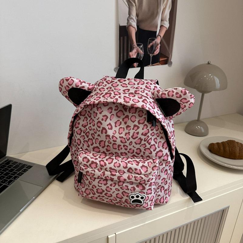 Kindergarten and primary school students schoolbags cartoon cute boys and girls backpacks leopard print children s backpacks
Kindergarten and primary school students schoolbags cartoon cute boys and girls backpacks leopard print children s backpacks