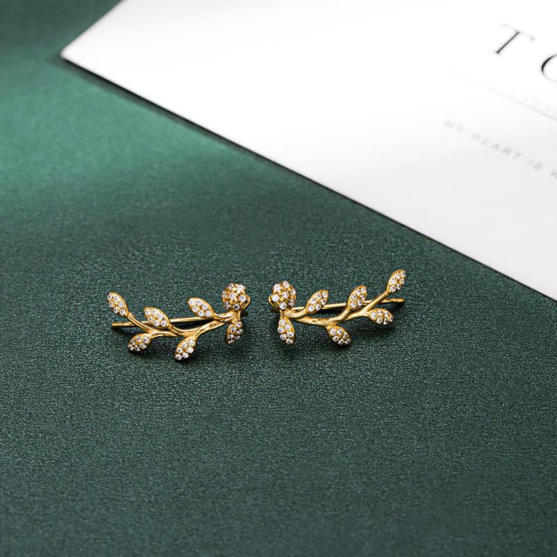 Banyan Tree S925 Silver Olive Branch Leaf Zircon Ear Hooks - Cold Style Summer Earrings for Women 925 Silver золотой
Banyan Tree S925 Silver Olive Branch Leaf Zircon Ear Hooks - Cold Style Summer Earrings for Women 925 Silver золотой