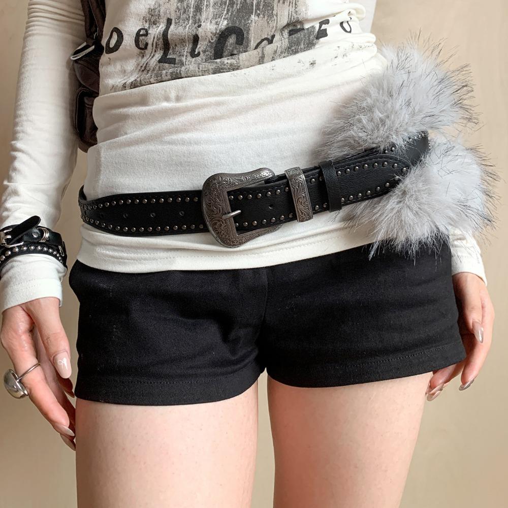 Trendy Design Faux Fur Belts Y2K Waist Belts Retro Rivet Belt Women Fashion чорний
Trendy Design Faux Fur Belts Y2K Waist Belts Retro Rivet Belt Women Fashion чорний