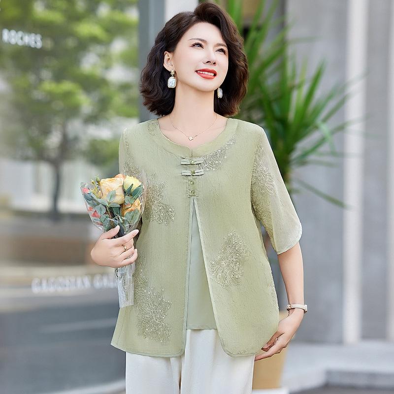 Chinese Style Embroidered Chiffon Shirt with Mid-Sleeves for Seniors - Summer Age-Reducing Top 2XL (57-62 kg) зелёный
Chinese Style Embroidered Chiffon Shirt with Mid-Sleeves for Seniors - Summer Age-Reducing Top 2XL (57-62 kg) зелёный