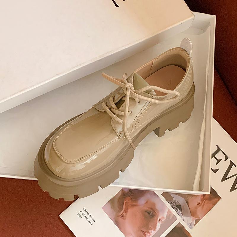 Spring single shoes new style college small leather shoes women s platform patent leather lace-up loafers retro leather women s shoes 34 чорний
Spring single shoes new style college small leather shoes women s platform patent leather lace-up loafers retro leather women s shoes 34 чорний