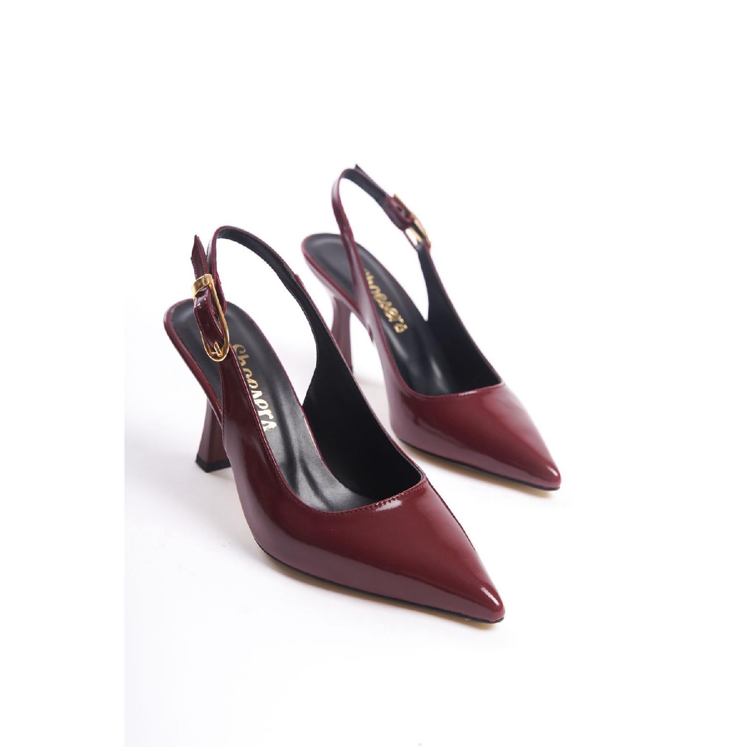Women s Ankle Strap Patent Leather Stiletto With Wide Metal Buckle Detail 36 белый
Women s Ankle Strap Patent Leather Stiletto With Wide Metal Buckle Detail 36 белый