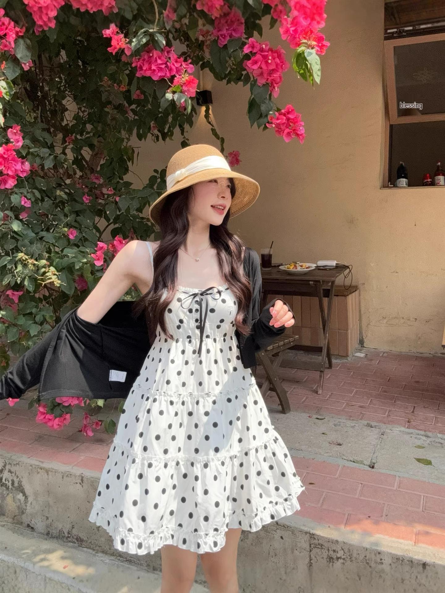 Plus Size Polka Dot Ruffle A-line Camisole Dress & Knit Cardigan Set - Summer 2026 Collection L
Plus Size Polka Dot Ruffle A-line Camisole Dress & Knit Cardigan Set - Summer 2026 Collection L