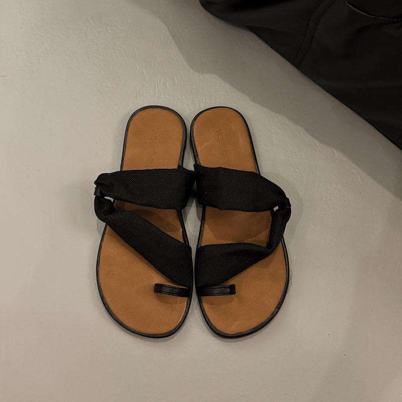 Французский нишевый набор шлепанцев для пальцев женские лето 2025 новинка верхняя одежда модный дизайн плоская подошва открытый носок пляжные крутые шлепанцы 40 чёрный
Французский нишевый набор шлепанцев для пальцев женские лето 2025 новинка верхняя одежда модный дизайн плоская подошва открытый носок пляжные крутые шлепанцы 40 чёрный