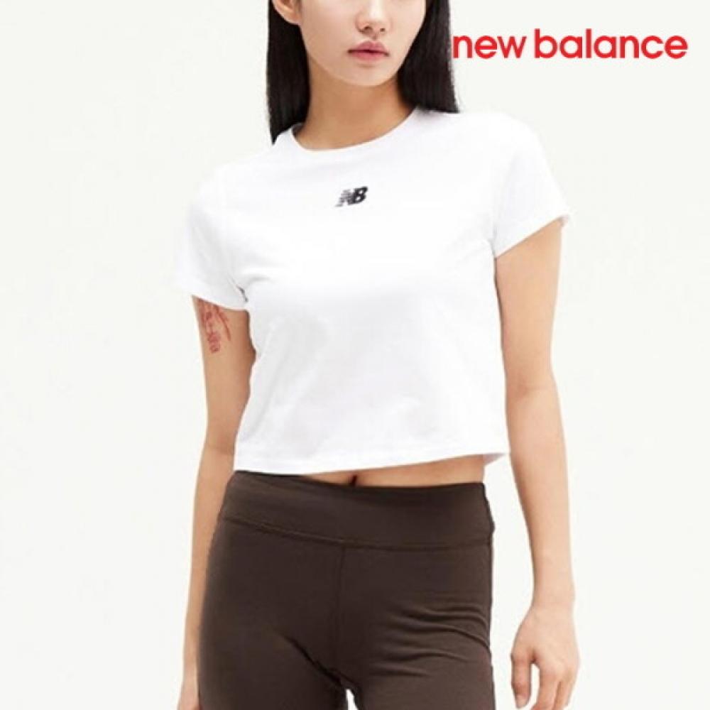 New Balance Женская футболка с коротким рукавом C31 Nbnee2w402 10 Женская футболка с логотипом eSSentialS Center FREE/M
New Balance Женская футболка с коротким рукавом C31 Nbnee2w402 10 Женская футболка с логотипом eSSentialS Center FREE/M