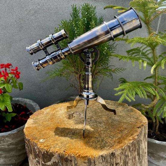 Brass Telescopic Tripod Barrel Adjustable Photography Stand, Steampunk Decor, Unique Home Gift
Brass Telescopic Tripod Barrel Adjustable Photography Stand, Steampunk Decor, Unique Home Gift