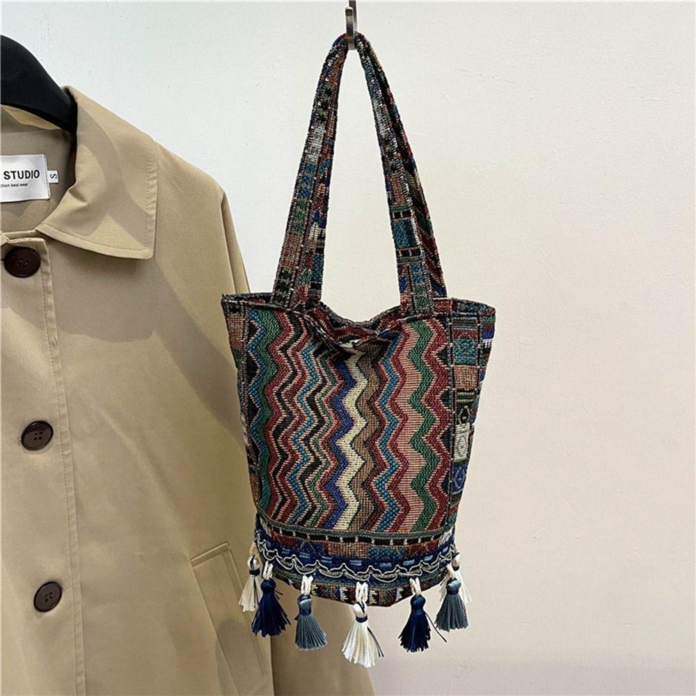 Large Capacity Tassel Cloth Bag Bohemian Bucket Bag Simple Ethnic Style Canvas Bag Girls
Large Capacity Tassel Cloth Bag Bohemian Bucket Bag Simple Ethnic Style Canvas Bag Girls