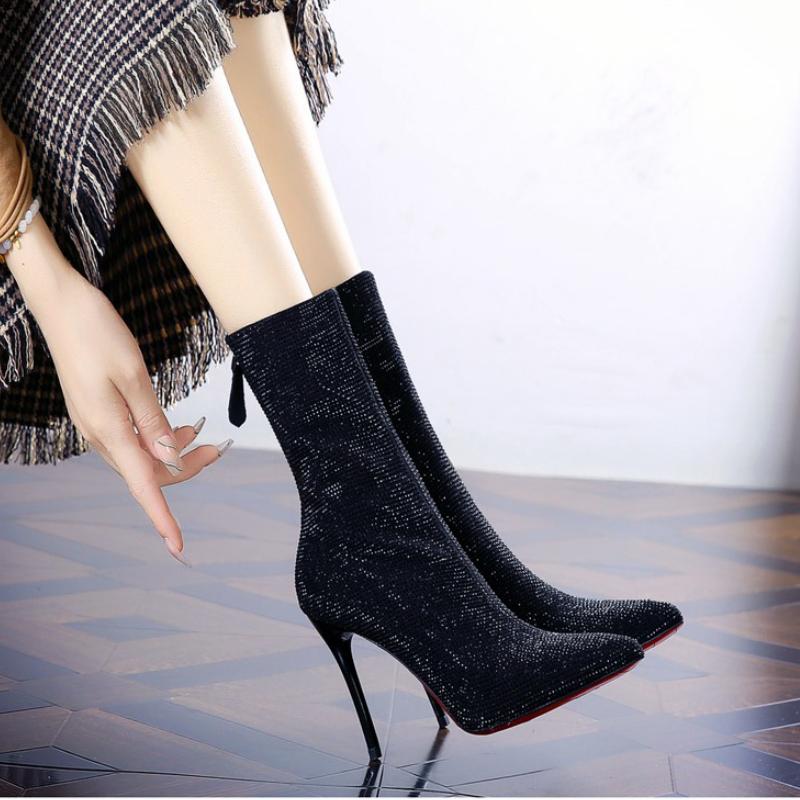 Мода 2024 Весна и Осень Новые Острые Стразы Модная Верхняя Одежда Тонкие Каблуки Женские Универсальные Ботинки Одиночные Ботинки Женские 39 чёрный