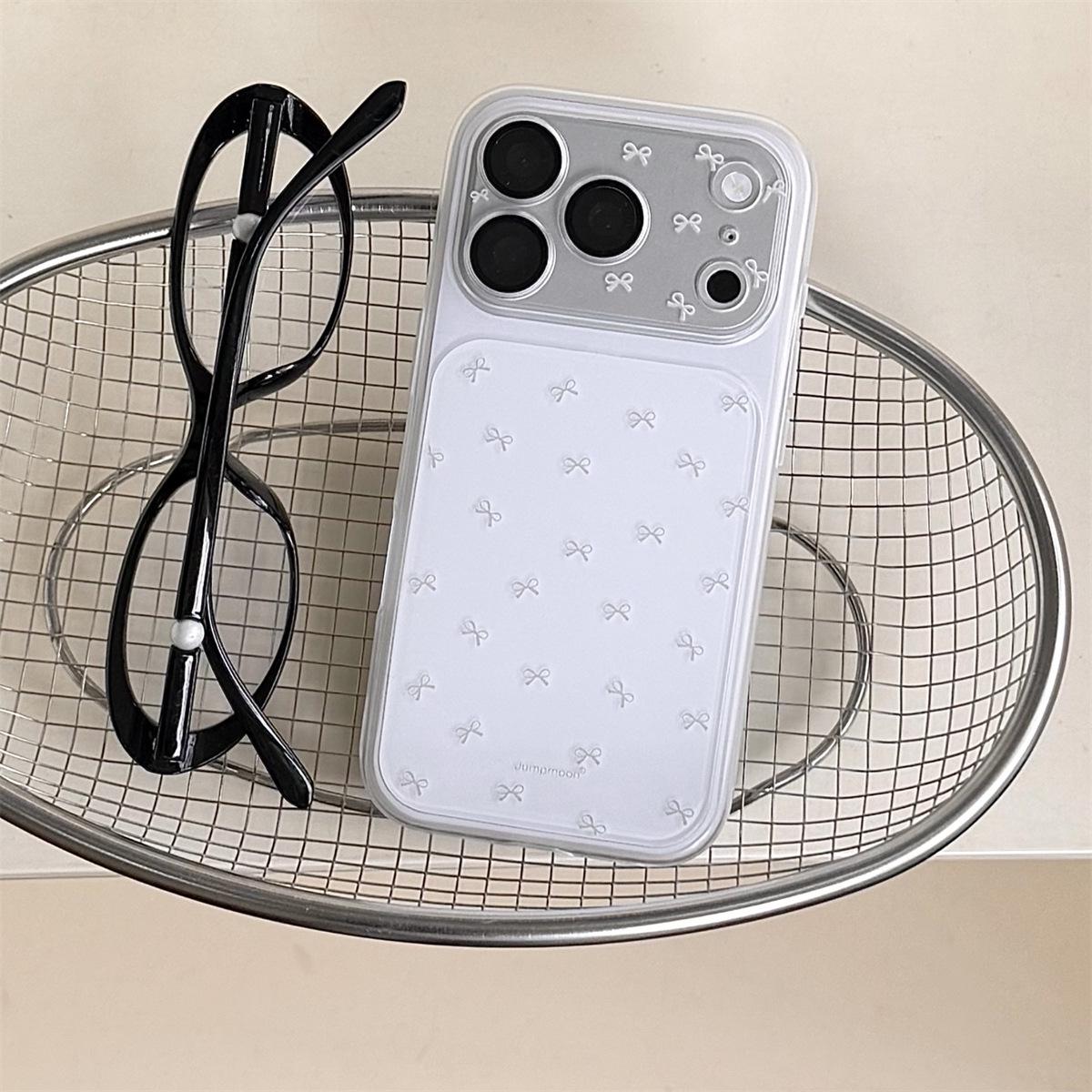 iPhone 15 PRO/MAX Compatible Drop-proof Blue & White Window Bow Phone Case iPhone 17 Pro Max
iPhone 15 PRO/MAX Compatible Drop-proof Blue & White Window Bow Phone Case iPhone 17 Pro Max