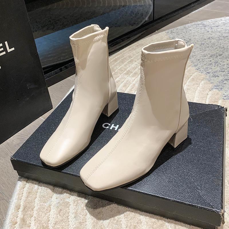 Martin boots women s 2024 new women s boots winter European and American style square head rear zipper short boots women s thick heel medium heel boot 40 бежевий
Martin boots women s 2024 new women s boots winter European and American style square head rear zipper short boots women s thick heel medium heel boot 40 бежевий