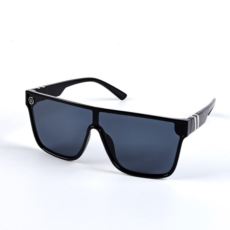 Polarized European & American Punk Sunglasses: Fashionable Outdoor Sports Shades
Polarized European & American Punk Sunglasses: Fashionable Outdoor Sports Shades