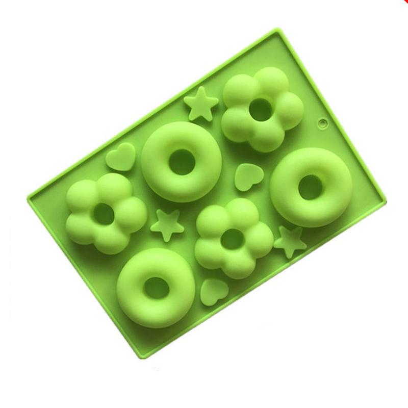 Donut Shape Large 6 Slot Crescent Round Shape Small Household Baking Shape
Donut Shape Large 6 Slot Crescent Round Shape Small Household Baking Shape