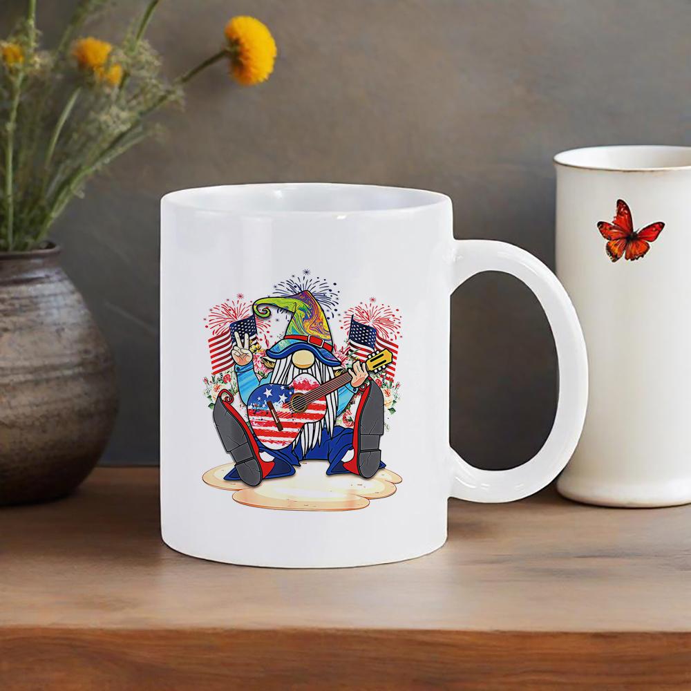 Кружка керамическая с рисунком ко Дню Независимости, кофейные кружки с американским флагом, серия «Красный, белый, синий», чашка для воды, посуда для ежедневного использования, необычные кружки 330ml
Кружка керамическая с рисунком ко Дню Независимости, кофейные кружки с американским флагом, серия «Красный, белый, синий», чашка для воды, посуда для ежедневного использования, необычные кружки 330ml