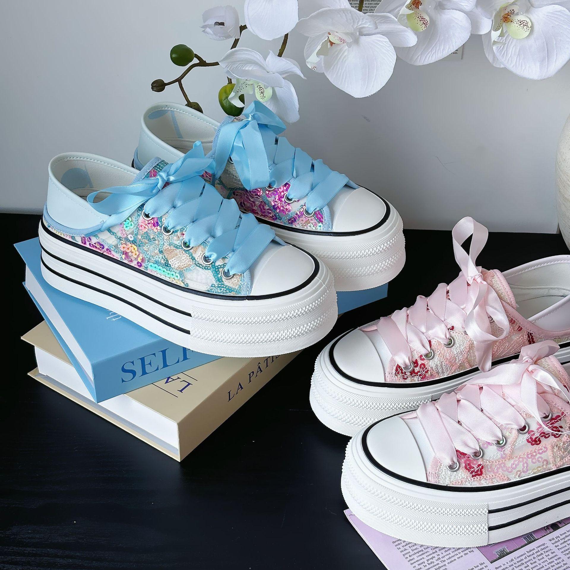 2024 summer women s shell head high-value casual board shoes female students new versatile flat-bottomed shiny little white shoes 35 розовый
2024 summer women s shell head high-value casual board shoes female students new versatile flat-bottomed shiny little white shoes 35 розовый