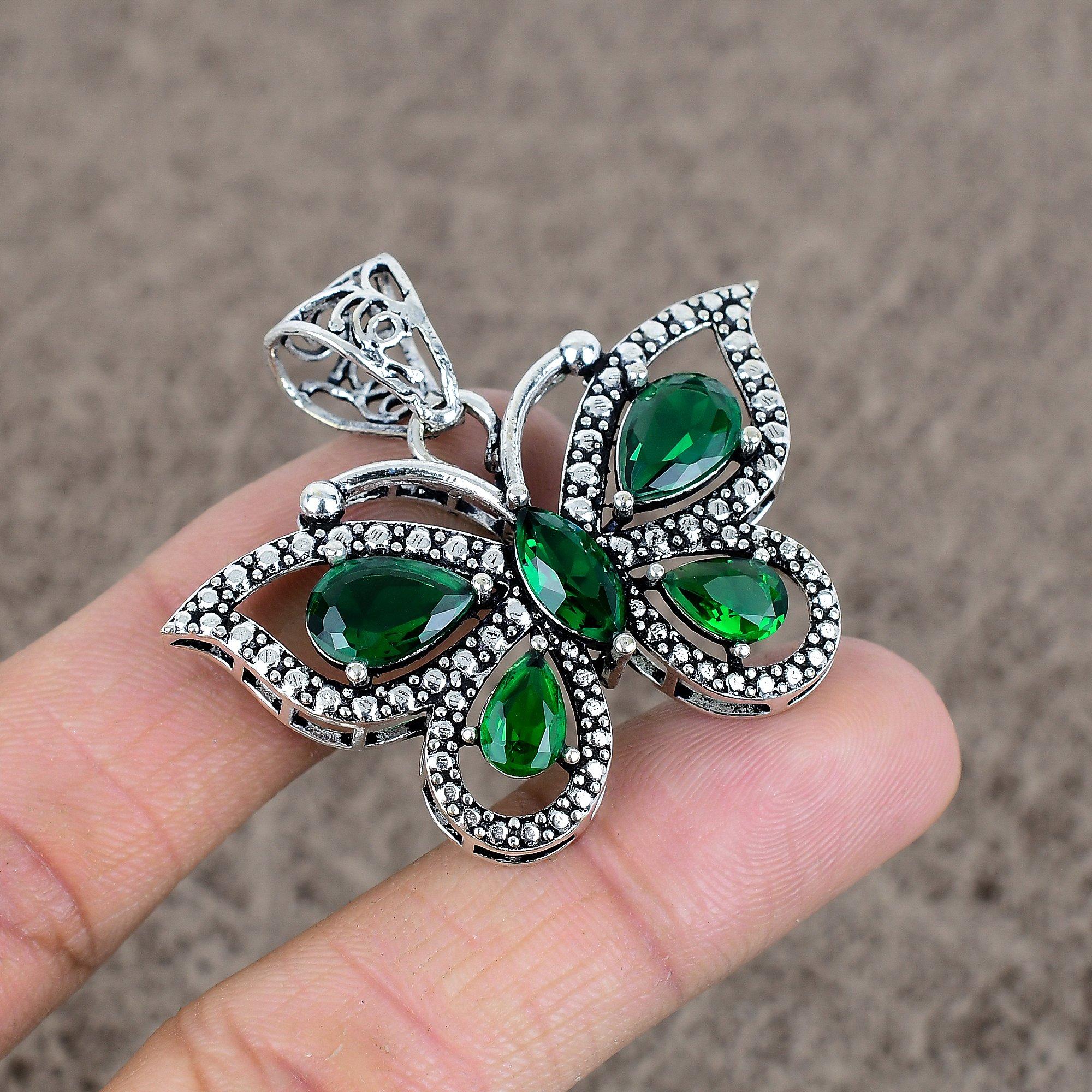 Хромдіопсид Дорогоцінний камінь Ручна робота Срібло 925 проби Ювелірна підвіска 1.65 KKG-88
Хромдіопсид Дорогоцінний камінь Ручна робота Срібло 925 проби Ювелірна підвіска 1.65 KKG-88