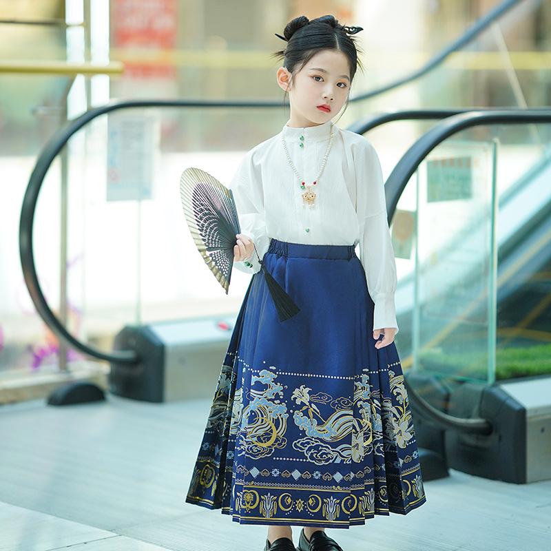 Юбка Hanfu для девочек с изображением лошади, детский комплект, новое платье для девочек в китайском стиле, женское платье Tang в древнем стиле, издание
Юбка Hanfu для девочек с изображением лошади, детский комплект, новое платье для девочек в китайском стиле, женское платье Tang в древнем стиле, издание