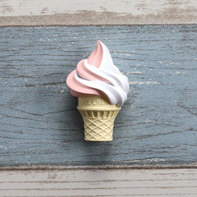 1/3/7 PCS Colorful Ice Cream Fridge Magnets Cute Cartoon Kitchen Decor, Strong Magnetic Clips for Whiteboard, Fun Creative Gift
1/3/7 PCS Colorful Ice Cream Fridge Magnets Cute Cartoon Kitchen Decor, Strong Magnetic Clips for Whiteboard, Fun Creative Gift
