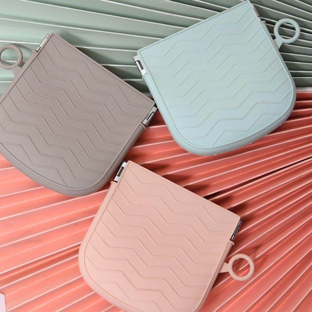 Self-closing Cosmetic Bag Multifunctional Coin Purse Storage Bag Leaf Spring Bag Travel
Self-closing Cosmetic Bag Multifunctional Coin Purse Storage Bag Leaf Spring Bag Travel