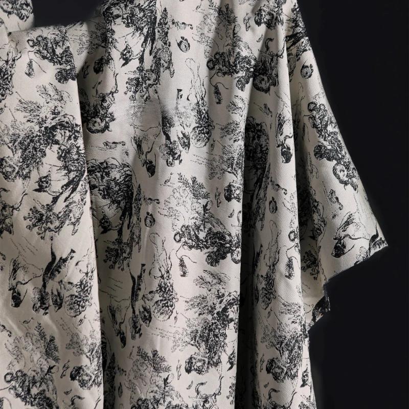 140cm Wide Chinese Literary and Retro Search Black and White Double-sided Jacquard Cloth Coat Skirt DIY Clothing Designer Fabric 50x140cm
140cm Wide Chinese Literary and Retro Search Black and White Double-sided Jacquard Cloth Coat Skirt DIY Clothing Designer Fabric 50x140cm