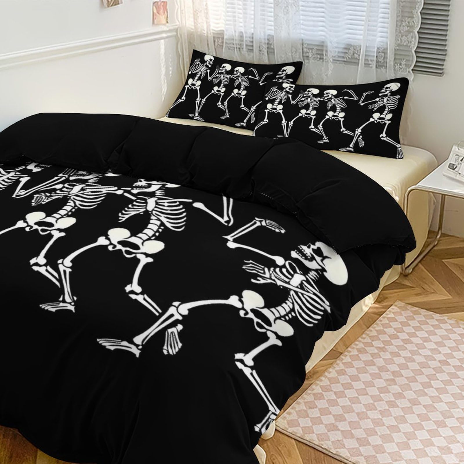 Dancing Skull Duvet Cover for Kids Teens Queen Lightweight Quilt Cover with 2 Pillowcase Funny Skull Happy Halloween Bedding Set (135x200cm)
Dancing Skull Duvet Cover for Kids Teens Queen Lightweight Quilt Cover with 2 Pillowcase Funny Skull Happy Halloween Bedding Set (135x200cm)