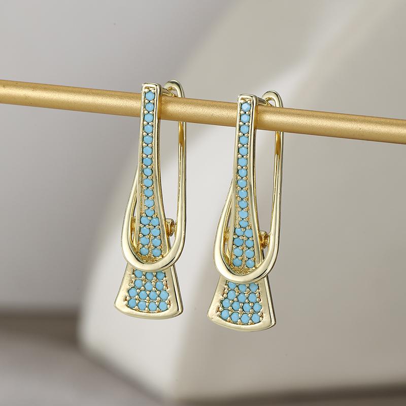 1 Pair of Retro Trendy Imitation Turquoise Geometric Pendant Earrings, Women s Bohemian Personalized Holiday Accessory Gift
1 Pair of Retro Trendy Imitation Turquoise Geometric Pendant Earrings, Women s Bohemian Personalized Holiday Accessory Gift