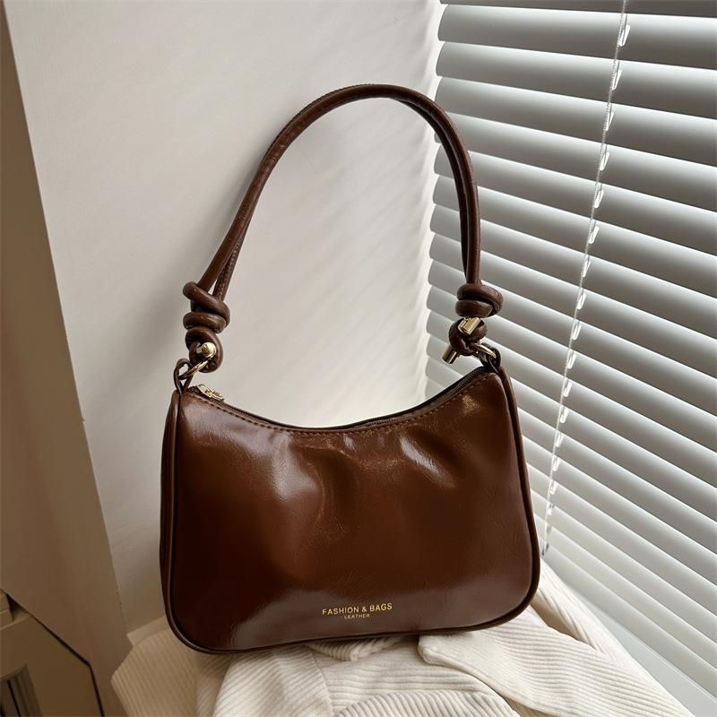Premium sense niche soft leather bag women s 2025 new versatile simple underarm bag shoulder bag fashion crescent bag
Premium sense niche soft leather bag women s 2025 new versatile simple underarm bag shoulder bag fashion crescent bag