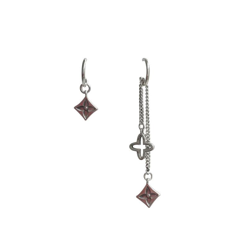 Винтажные хип-хоп асимметричные счастливые серьги-цепочки с четырьмя листочками клевера, тонкие длинные серьги для женщин
Винтажные хип-хоп асимметричные счастливые серьги-цепочки с четырьмя листочками клевера, тонкие длинные серьги для женщин