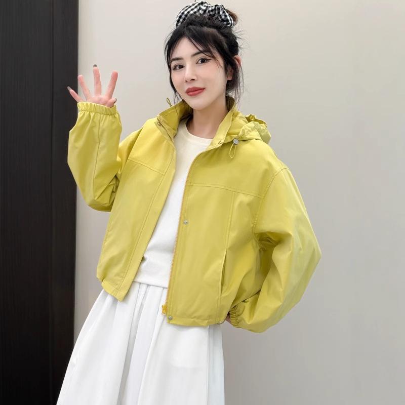 Женская повседневная куртка с капюшоном на молнии, весна 2025 Large
Женская повседневная куртка с капюшоном на молнии, весна 2025 Large