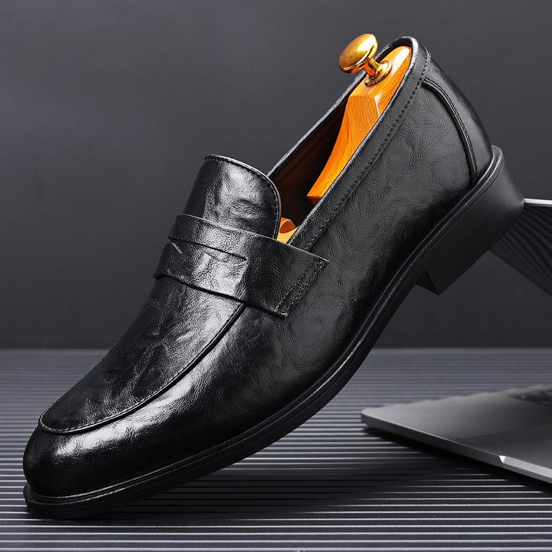 2025 new business leather shoes men s British soft sole one-pedal men s casual shoes formal groom wedding shoes 38
2025 new business leather shoes men s British soft sole one-pedal men s casual shoes formal groom wedding shoes 38