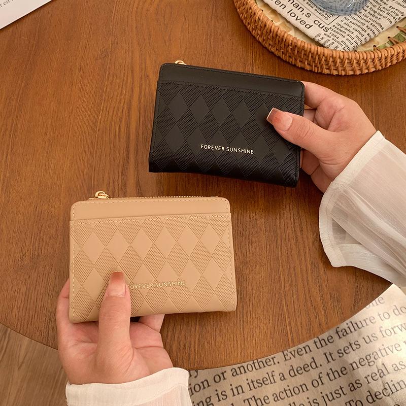 New stylish and simple ins women s change bag premium leather special leather prismatic printing small wallet women рожевий
New stylish and simple ins women s change bag premium leather special leather prismatic printing small wallet women рожевий