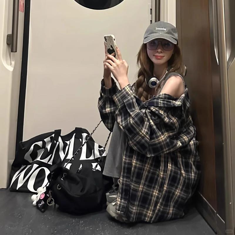 Women s Yellow Plaid Retro Shirt Jacket - Loose, Casual Style for Early Spring XXL (160-180 lbs)
Women s Yellow Plaid Retro Shirt Jacket - Loose, Casual Style for Early Spring XXL (160-180 lbs)