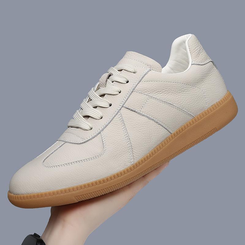 Новые мужские кроссовки для тренировок на плоской подошве 2025 года, ретро, из коровьей кожи, кеды, повседневная обувь, немецкие тренировочные кроссовки, белые кроссовки, дышащие 44
Новые мужские кроссовки для тренировок на плоской подошве 2025 года, ретро, из коровьей кожи, кеды, повседневная обувь, немецкие тренировочные кроссовки, белые кроссовки, дышащие 44