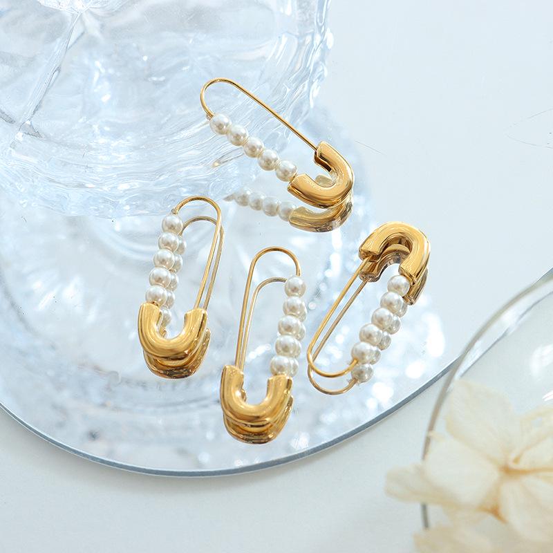 Hong Kong Style Pearl Clip Earrings: Fashionable & Versatile Autumn/Winter Accessory for Women
Hong Kong Style Pearl Clip Earrings: Fashionable & Versatile Autumn/Winter Accessory for Women