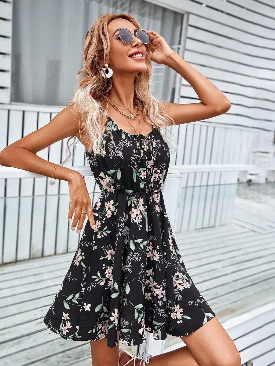 Sleeveless Floral Print Mini Dress A-Line Casual Lightweight Summer Dress with Adjustable Spaghetti Straps for Women L чёрный
Sleeveless Floral Print Mini Dress A-Line Casual Lightweight Summer Dress with Adjustable Spaghetti Straps for Women L чёрный