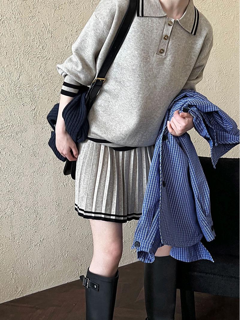 LUXI Women s 2024 Winter College-Style Polo Neck Hoodie & High-Waist Pleated Mini Skirt Set One Size
LUXI Women s 2024 Winter College-Style Polo Neck Hoodie & High-Waist Pleated Mini Skirt Set One Size