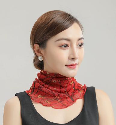 Lightweight Pullover Neck Scarf with Floral Pattern Thin Fabric Breathable Sun Protection Face Covering for Outdoor Use One Size
Lightweight Pullover Neck Scarf with Floral Pattern Thin Fabric Breathable Sun Protection Face Covering for Outdoor Use One Size