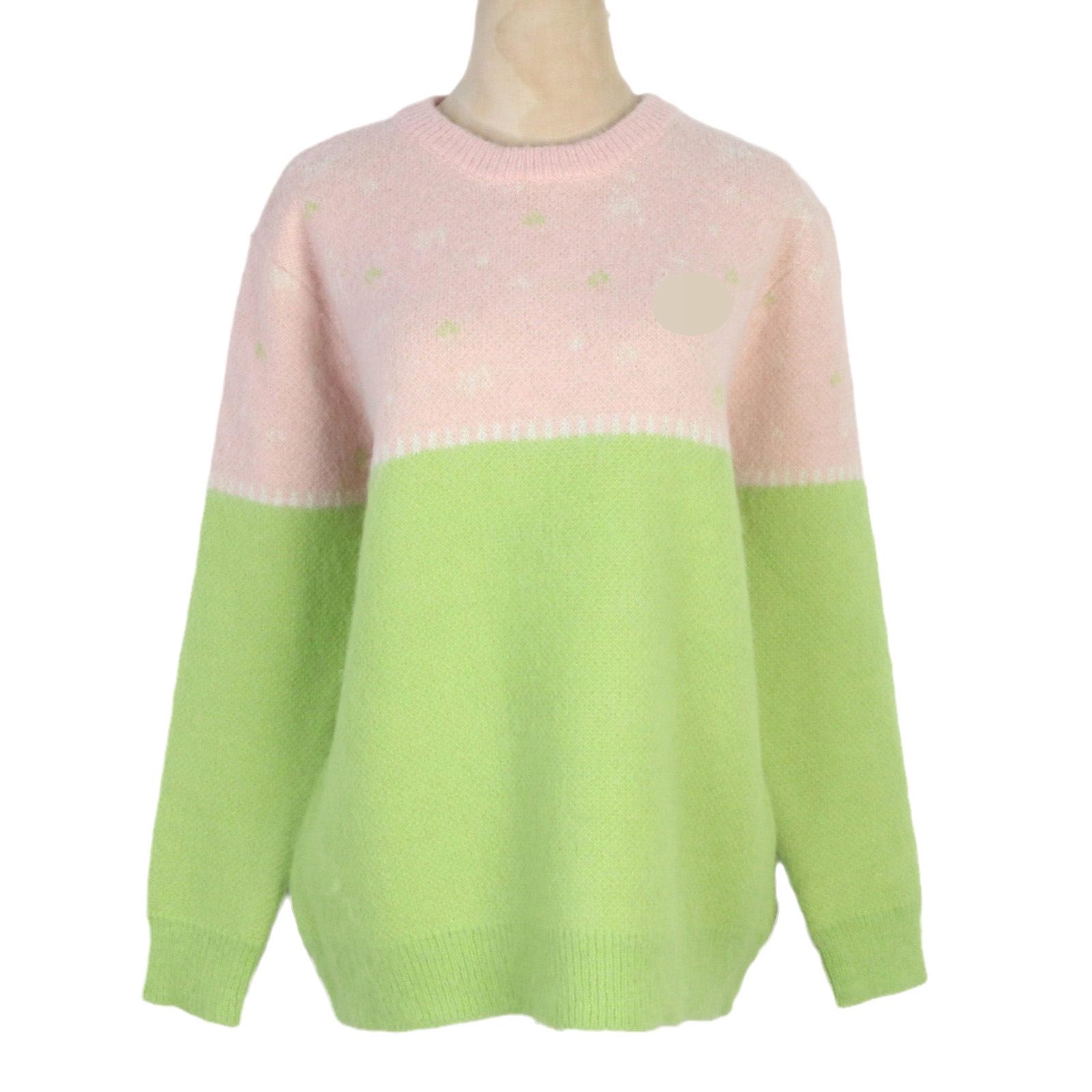 2024 Autumn/Winter Jacquard Pink-Green Color Block Round Neck Sweater - Sweet, Youthful & Versatile M
2024 Autumn/Winter Jacquard Pink-Green Color Block Round Neck Sweater - Sweet, Youthful & Versatile M