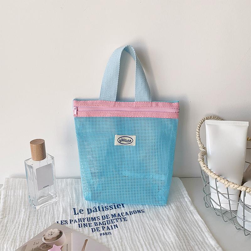 Portable Makeup Bag Mesh Toiletry Bag Breathable Large Capacity Toiletry Storage Bag Foldable Quick Dry Mesh Cosmetic Bag Beach синий
Portable Makeup Bag Mesh Toiletry Bag Breathable Large Capacity Toiletry Storage Bag Foldable Quick Dry Mesh Cosmetic Bag Beach синий