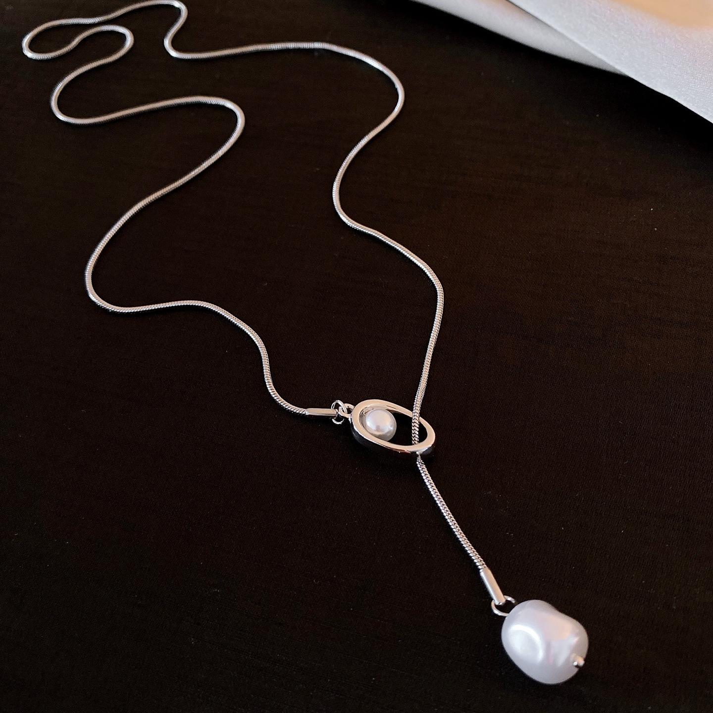 Y-shaped Imitation Pearl Pendant Necklaces Irregular Cross Knotted Neck Chain for Women Suit Shirt Overcoat Jewelry Ornament K
Y-shaped Imitation Pearl Pendant Necklaces Irregular Cross Knotted Neck Chain for Women Suit Shirt Overcoat Jewelry Ornament K