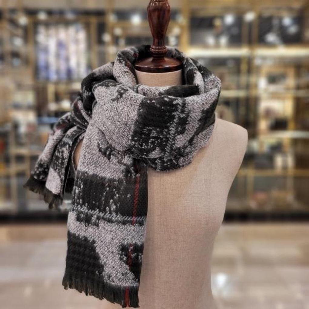 Две принцессы E20F2AO101
Две принцессы E20F2AO101