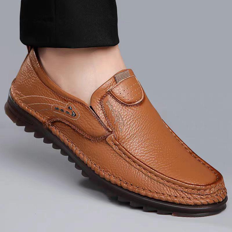 Men s 2025 Spring Casual Leather Shoes - Soft Sole, Round Toe, Versatile, Breathable. 44 білий
Men s 2025 Spring Casual Leather Shoes - Soft Sole, Round Toe, Versatile, Breathable. 44 білий