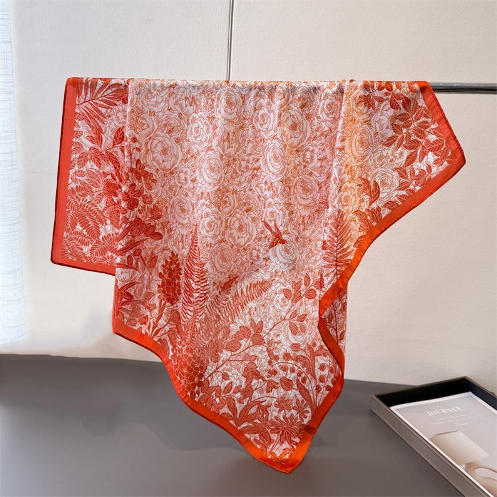 Fashion Elegant Thin Women Head Scarf Flower Printed 70cm Printed Square Scarf Soft Breathable Silk Scarves Summer Accessories помаранчевий
Fashion Elegant Thin Women Head Scarf Flower Printed 70cm Printed Square Scarf Soft Breathable Silk Scarves Summer Accessories помаранчевий