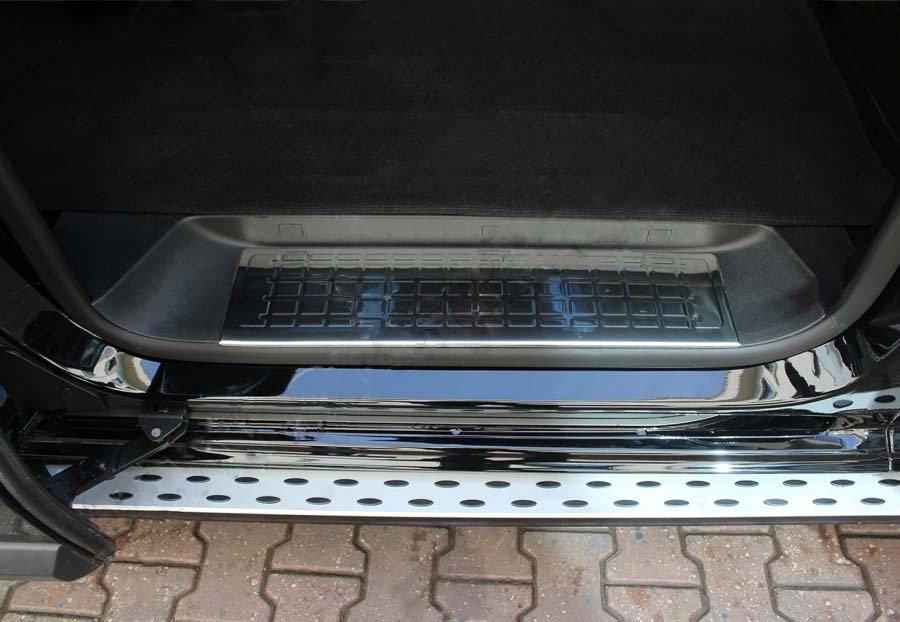 Накладки на внутрішні пороги OmsaLine (нерж.) 4 штуки для Opel Zafira Life 2019- рр. 
Накладки на внутрішні пороги OmsaLine (нерж.) 4 штуки для Opel Zafira Life 2019- рр.